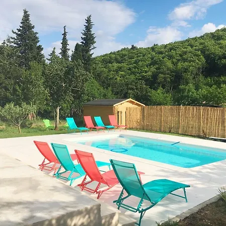 Modern In With Swimming Pool Villa