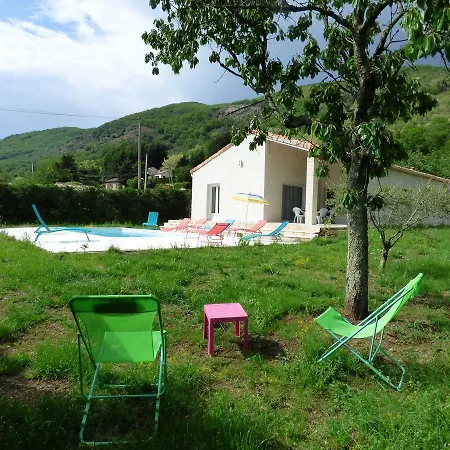 Modern In With Swimming Pool *